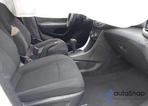 2019 Chevrolet Trax Ls из США, поврежденный, VIN 3GNCJKSB5KL220090